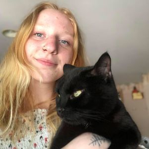 Meet your Posher, Olivia